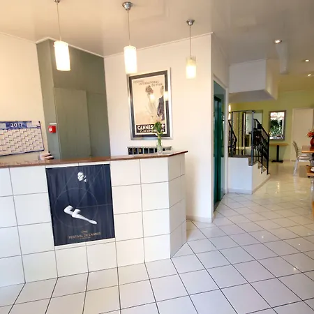 乐弗洛里安酒店 酒店 2*